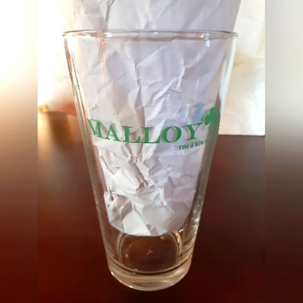 Malloy's Beer Glasses. - Picture 4 of 5